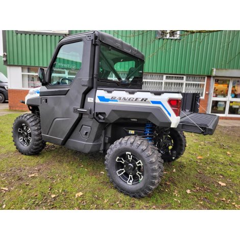 Polaris Ranger XP KINETIC PREMIUM - EV Vehicle (Electric Vehicle) with Premium Full Cab - Fully Road Legal